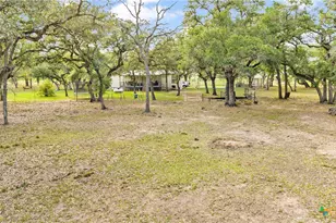 991 Co Rd 130, Edna, TX 77957 - Photo 43