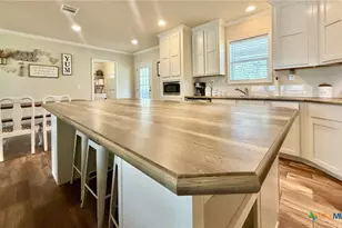 991 Co Rd 130, Edna, TX 77957 - Photo 17