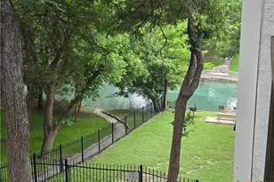 401 W Lincoln St, New Braunfels, TX 78130 - Photo 21