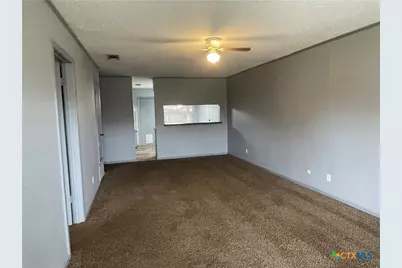 1051 Country Club Drive, Seguin, TX 78155 - Photo 5