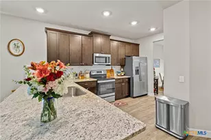 729 Tupelo Tank Dr, New Braunfels, TX 78130 - Photo 19