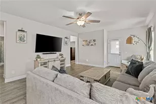 729 Tupelo Tank Dr, New Braunfels, TX 78130 - Photo 11