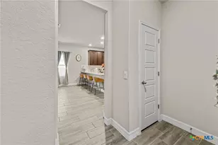729 Tupelo Tank Dr, New Braunfels, TX 78130 - Photo 9