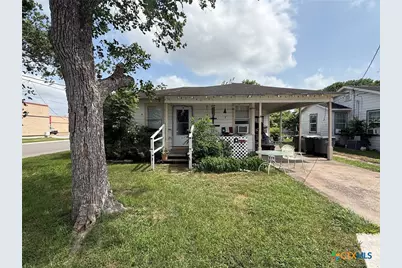 1105 E San Antonio Street, Victoria, TX 77901 - Photo 13