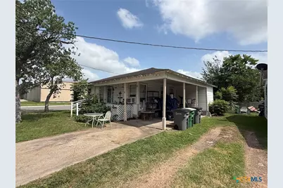 1105 E San Antonio Street, Victoria, TX 77901 - Photo 15