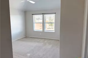 139 Lyndon Dr, San Marcos, TX 78666 - Photo 17