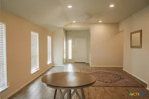 139 Lyndon Dr, San Marcos, TX 78666 - Photo 9