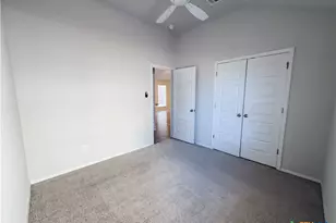 139 Lyndon Dr, San Marcos, TX 78666 - Photo 23