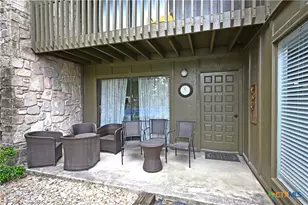 104 T Bar M Dr, New Braunfels, TX 78132 - Photo 3