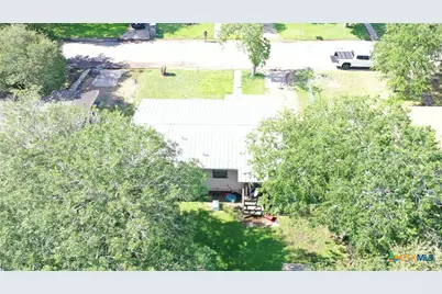 1104 Taylor Avenue, Victoria, TX 77901 - Photo 3