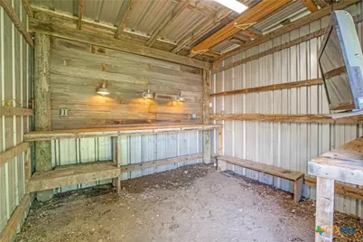 1401 N East Street, Belton, TX 76513 - Photo 23