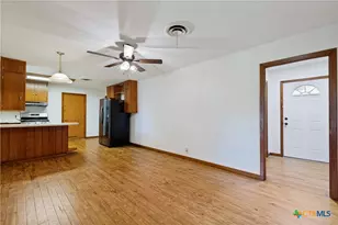 1401 N East St, Belton, TX 76513 - Photo 19