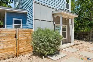 504 Blackson Ave, Austin, TX 78752 - Photo 3