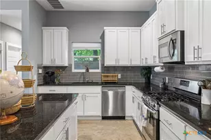 504 Blackson Ave, Austin, TX 78752 - Photo 15