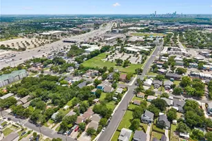 504 Blackson Ave, Austin, TX 78752 - Photo 37