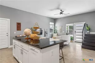 504 Blackson Ave, Austin, TX 78752 - Photo 17