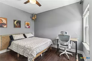 504 Blackson Ave, Austin, TX 78752 - Photo 25
