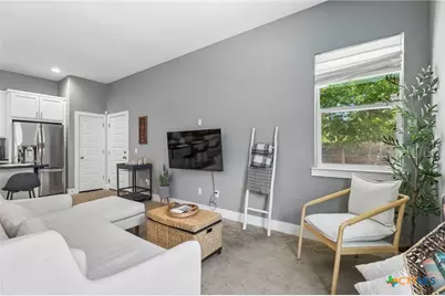 504 Blackson Avenue #B, Austin, TX 78752 - Photo 9