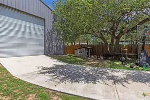 2227 Deer Run Ridge, New Braunfels, TX 78132 - Photo 27