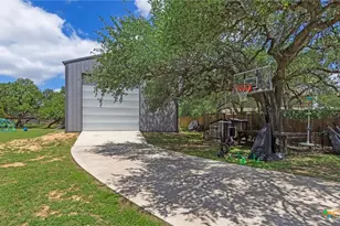 2227 Deer Run Ridge, New Braunfels, TX 78132 - Photo 25