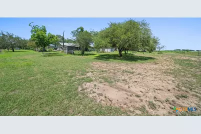 1961 Bolton Road, Marion, TX 78124 - Photo 15