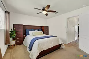 603 NW Crossing Dr, New Braunfels, TX 78130 - Photo 11
