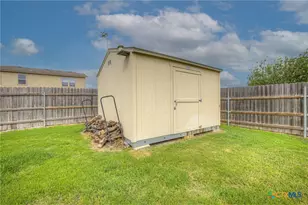 603 NW Crossing Dr, New Braunfels, TX 78130 - Photo 19