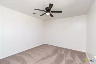 2104 Corona Dr, Killeen, TX 76549 - Photo 11