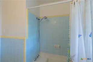 2001 E Rosebud Ave, Victoria, TX 77901 - Photo 21