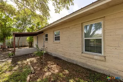 2001 E Rosebud Avenue, Victoria, TX 77901 - Photo 33