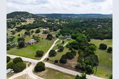 769 County Road 4804, Copperas Cove, TX 76522 - Photo 3