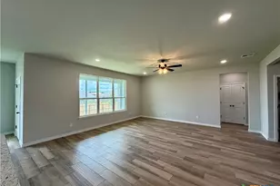 3204 Seeker St, Killeen, TX 76549 - Photo 9