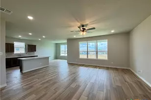 3204 Seeker St, Killeen, TX 76549 - Photo 3