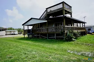 1108 W Tyler Ave, Port O'Connor, TX 77982 - Photo 3