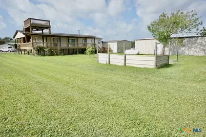 1108 W Tyler Avenue, Port O'Connor, TX 77982 - Photo 3