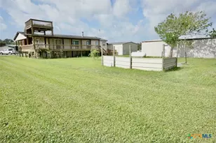 1108 W Tyler Ave, Port O'Connor, TX 77982 - Photo 3