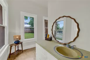 111 Basel St, New Braunfels, TX 78130 - Photo 21