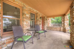 111 Basel St, New Braunfels, TX 78130 - Photo 5