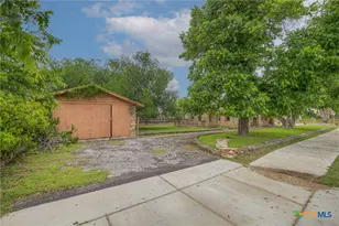 111 Basel St, New Braunfels, TX 78130 - Photo 33