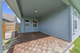 404 Signe, Seguin, TX 78155 - Photo 29