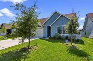 404 Signe, Seguin, TX 78155 - Photo 3