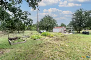 7075 Rr 1869, Liberty Hill, TX 78642 - Photo 35
