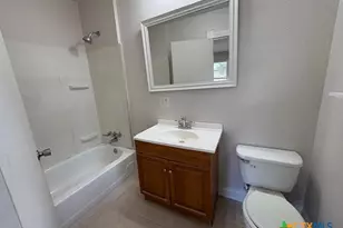 236 Hilltop Dr, Victoria, TX 77905 - Photo 13