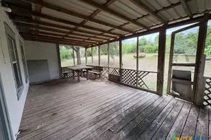 236 Hilltop Dr, Victoria, TX 77905 - Photo 17