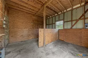 803 S Stallworth, Rosebud, TX 76570 - Photo 27