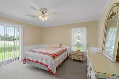 803 S Stallworth, Rosebud, TX 76570 - Photo 15