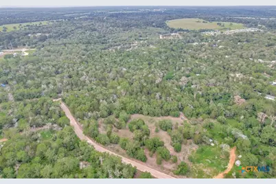 319 Green Oaks Drive, Bastrop, TX 78602 - Photo 17