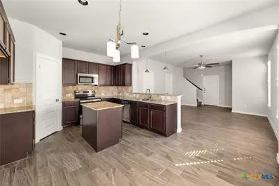 561 Creekside Forest, New Braunfels, TX 78130 - Photo 5