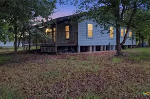 11615 Kingsbury Rd, Kingsbury, TX 78638 - Photo 13