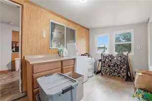 11615 Kingsbury Rd, Kingsbury, TX 78638 - Photo 17